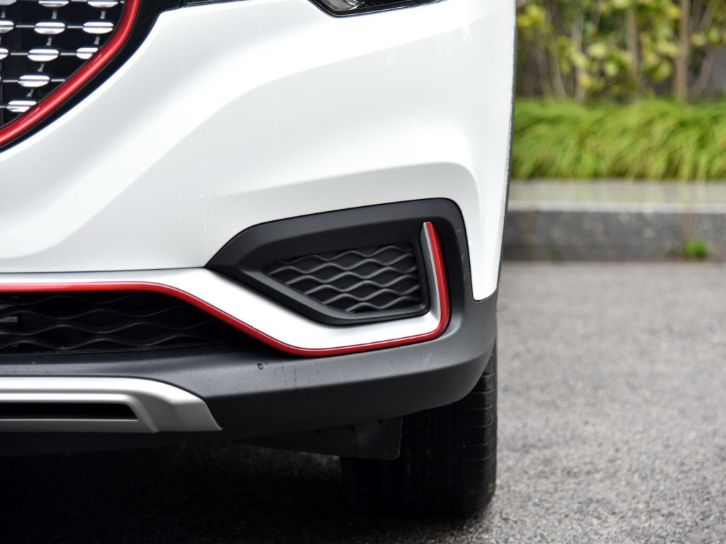 名爵ZS2018款 1.5L 自动尊享互联网版