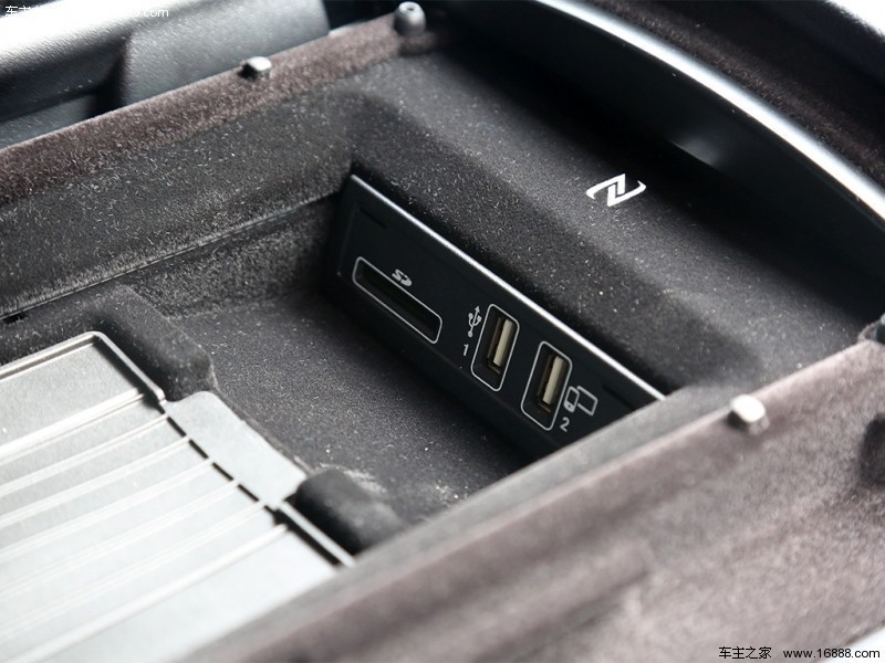 奔驰S级加版2018款 S450 短轴 四驱