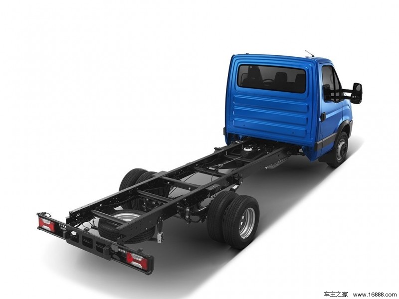 依维柯欧胜2018款 3.0T 4.5吨加长轴单排加宽底盘F1C