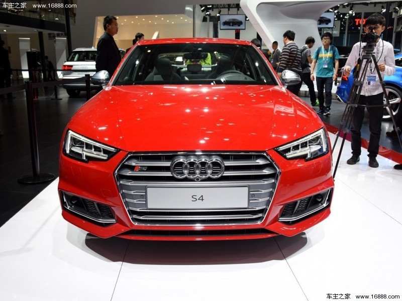 奥迪S42018款 S4 3.0TFSI