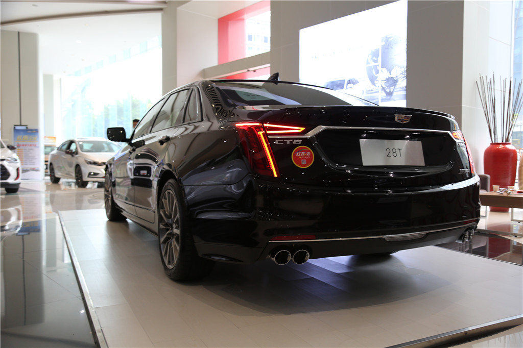 凯迪拉克CT62019款 28T 领先运动型