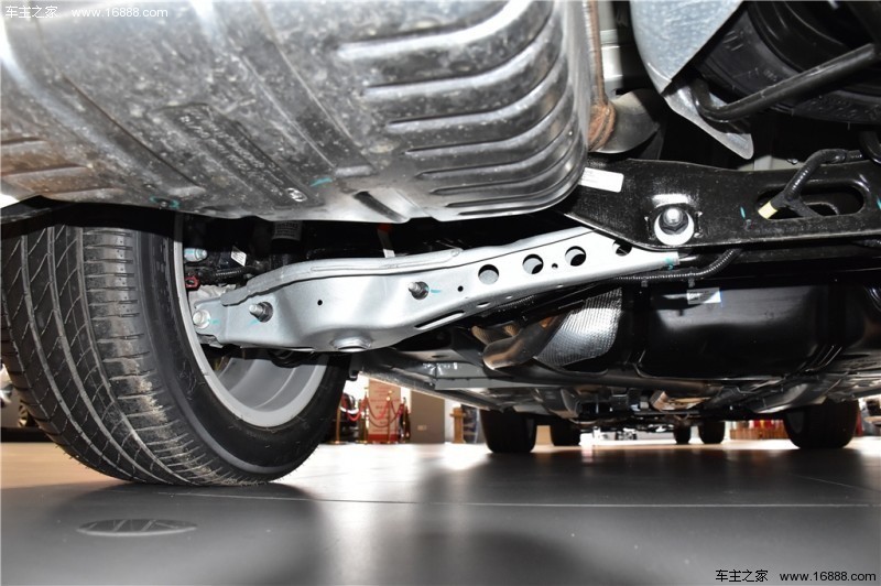 别克GL62019款 18T 6座互联尊贵型 国V