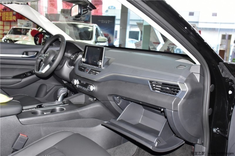 天籁2019款 2.0L XL Upper 智行版