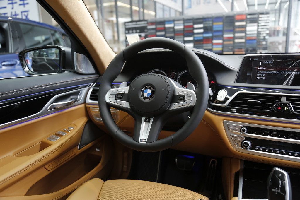 宝马7系 2018款 730li 领先型 m运动套装内饰图片 – 车主之家
