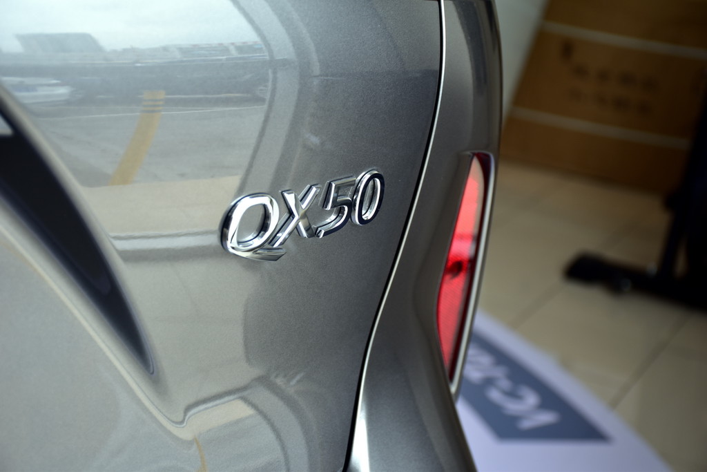 英菲尼迪QX502018款
