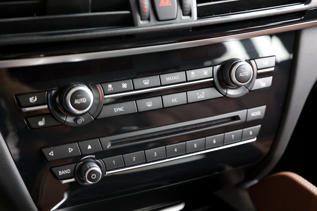 宝马X62019款 xDrive28i M运动套装
