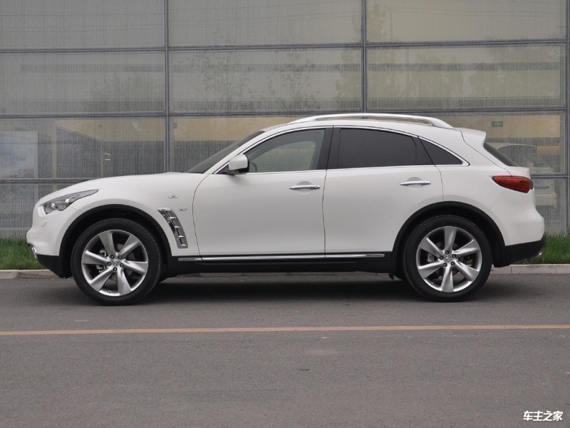 英菲尼迪QX70中东版2019款 3.7 标准