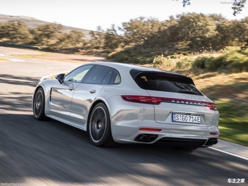 Panamera新能源2018款 Panamera Turbo S E-Hybrid Sport Turismo 4.0T