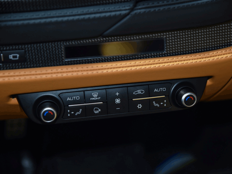 法拉利F8Tributo 2019款 3.9T V8