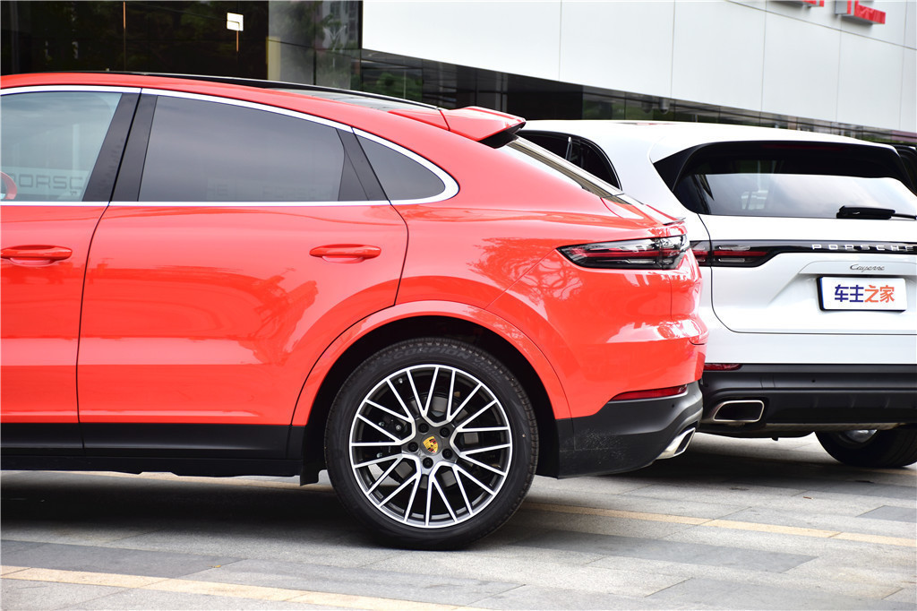 Cayenne2019款  Turbo Coupé 4.0T