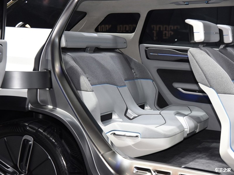 吉利icon内饰图片