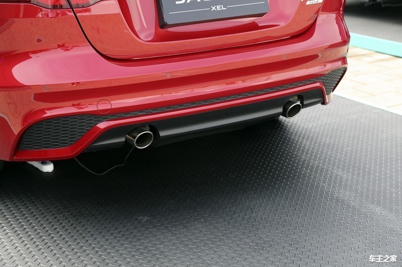 捷豹XEL 2020款 2.0T 250PS R-DYNAMIC HSE豪华运动版