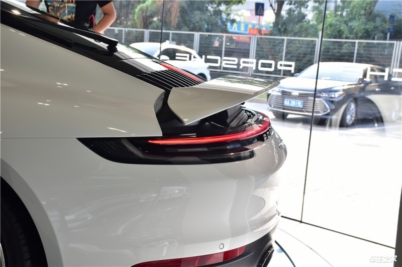 保时捷911 2020款 Carrera 4 3.0T
