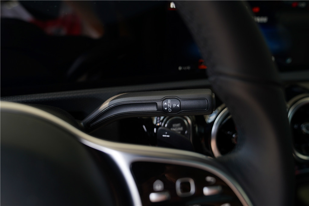 奔驰A级(进口) 2020款 A 220 4MATIC