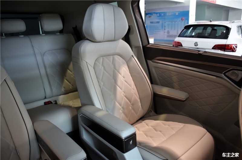 威然 2020款 380TSI 尊贵版