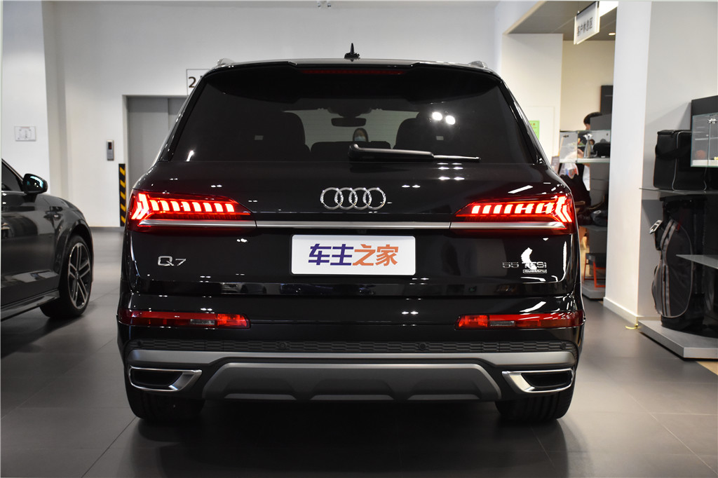 奥迪Q72020款