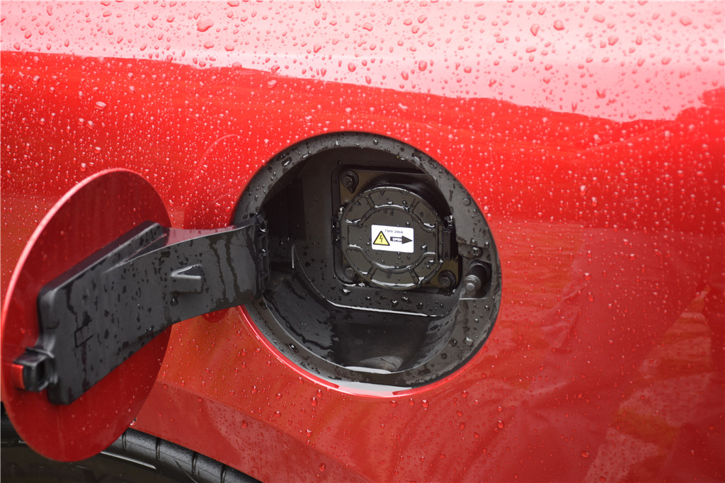 汉 2020款 EV 四驱高性能版旗舰型