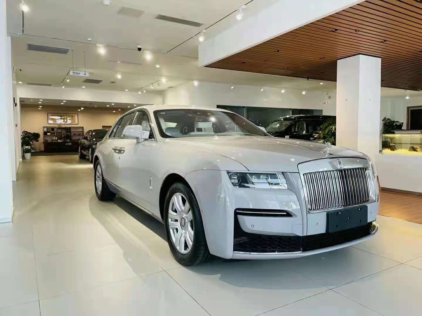 古思特外观