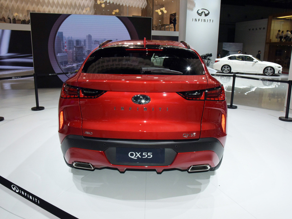 英菲尼迪QX55外观