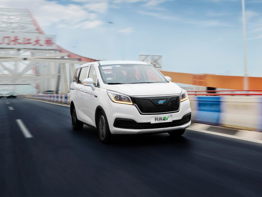 长安欧尚科尚ev外观