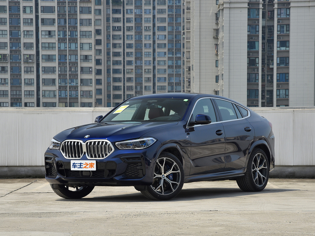 宝马X62022款 改款 xDrive40i 尊享型 M运动套装