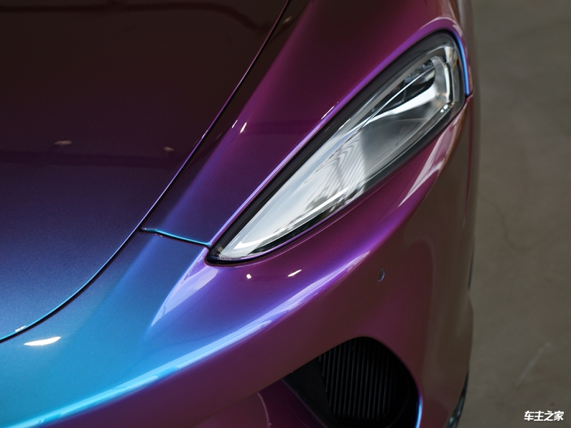 迈凯伦GT 2022款 霓虹光谱主题