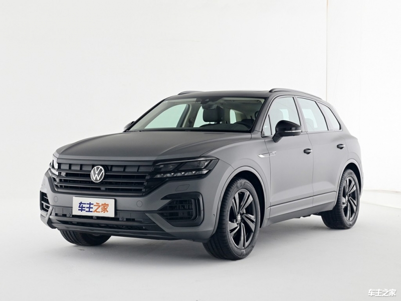 途锐 2023款 3.0TSI 锐享版 经典运动套装