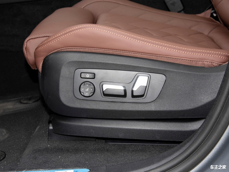 宝马X6 2023款 xDrive30i M运动套装