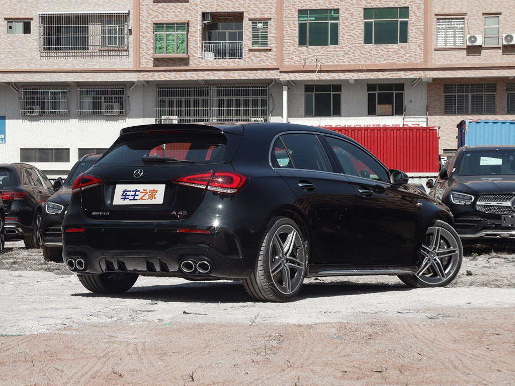 奔驰A级AMG(进口) 2023款 AMG A 45 4MATIC+