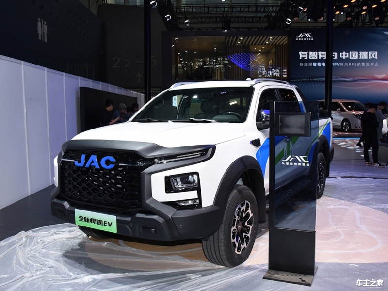 悍途新能源 全部在售 2025款 2024款成都悍途新能源最新报价15.98万起 暂无优惠