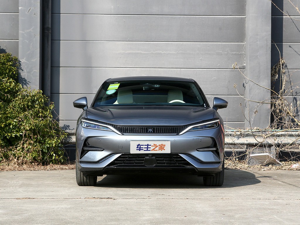 捷豹F-PACE 2024款 662km 超越型