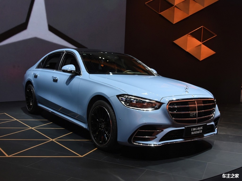 奔驰S级 2022款 S 500 L 4MATIC 高级定制版