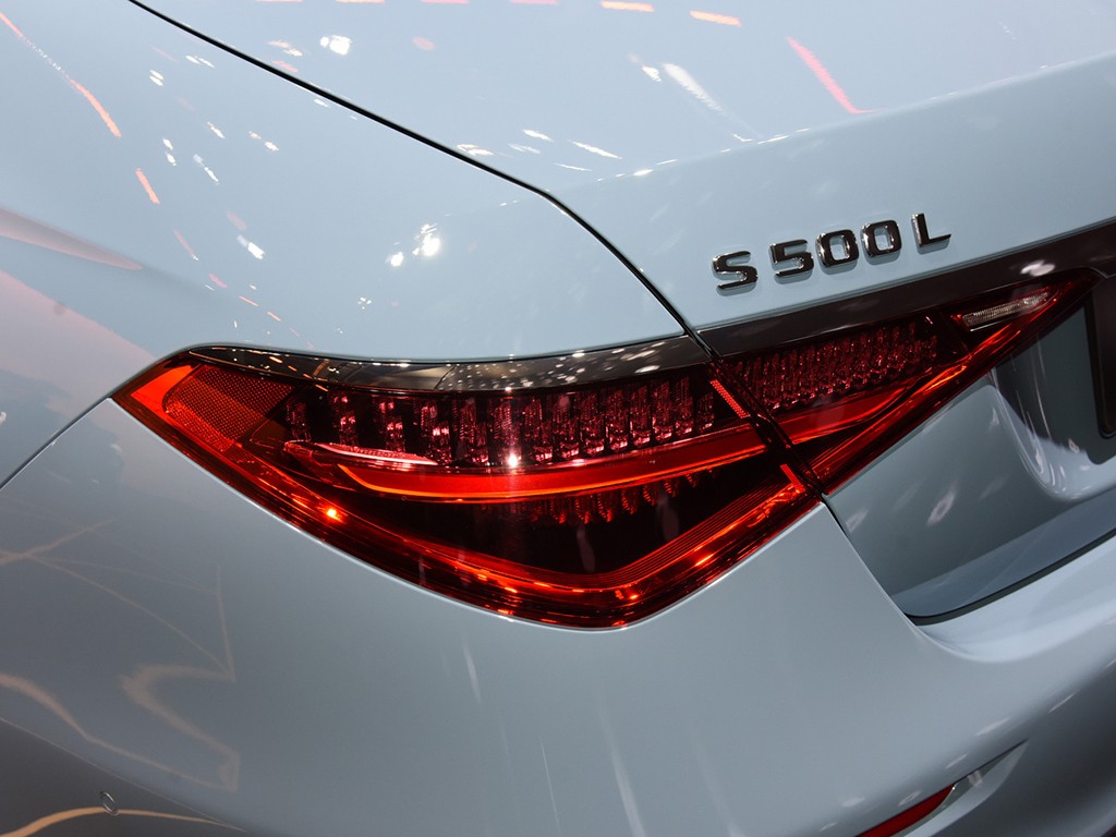 奔驰S级 2022款 S 500 L 4MATIC 高级定制版