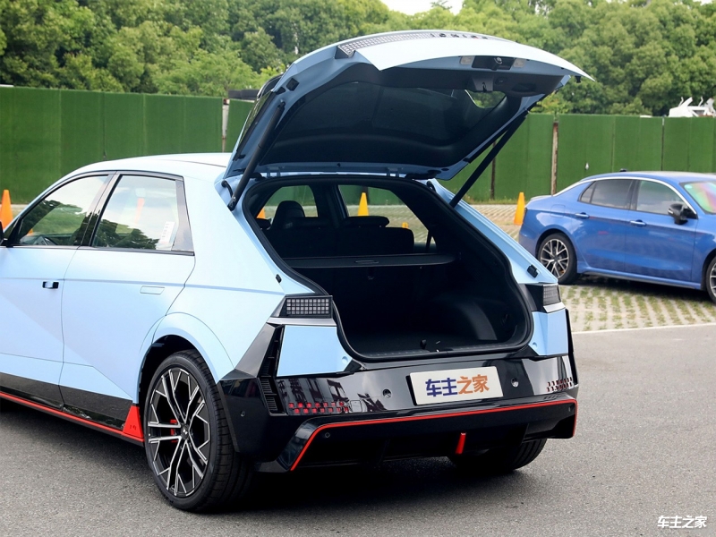 IONIQ 5 N(艾尼氪5N)基本型