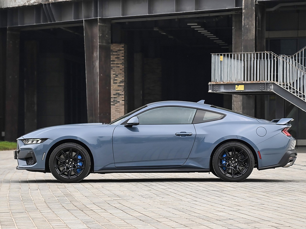 Mustang 2024款 2.3L EcoBoost 硬顶性能版