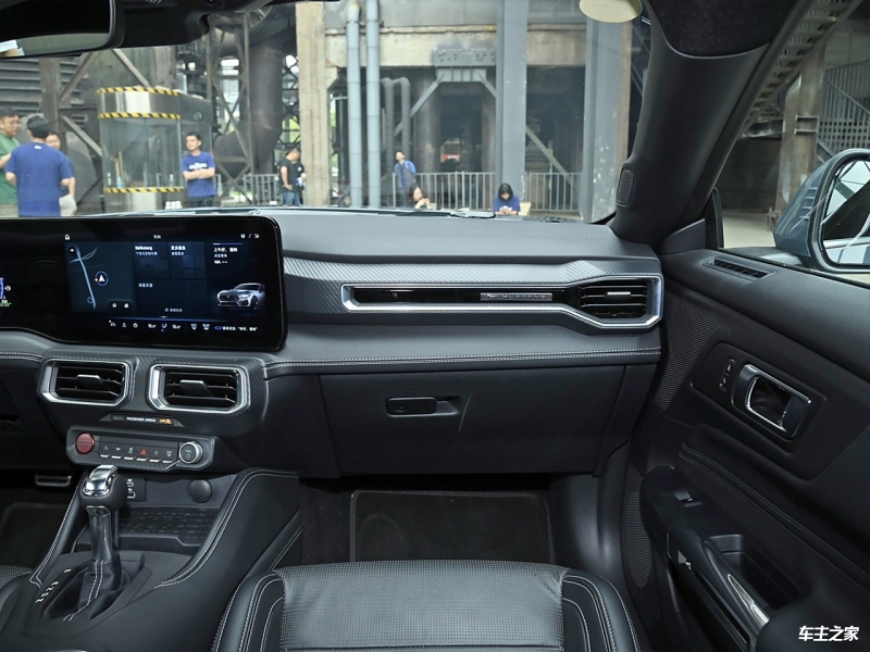 Mustang 2024款 2.3L EcoBoost 硬顶性能版