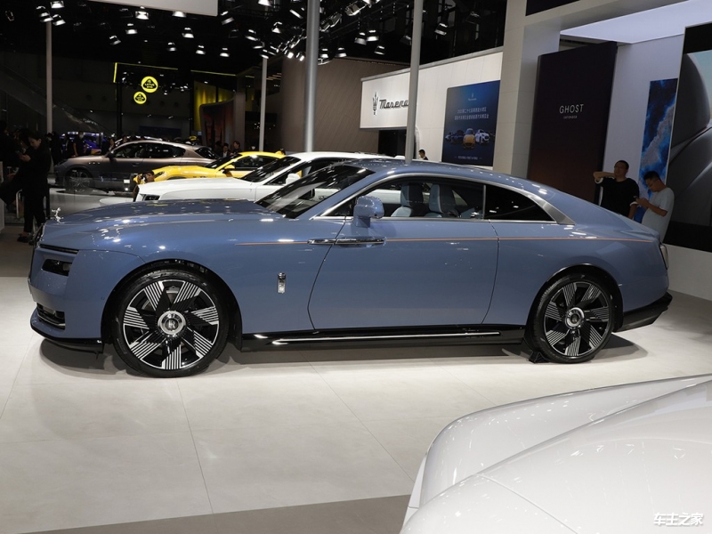 闪灵 全部在售 2024款成都闪灵最低575.00万起售 暂无优惠