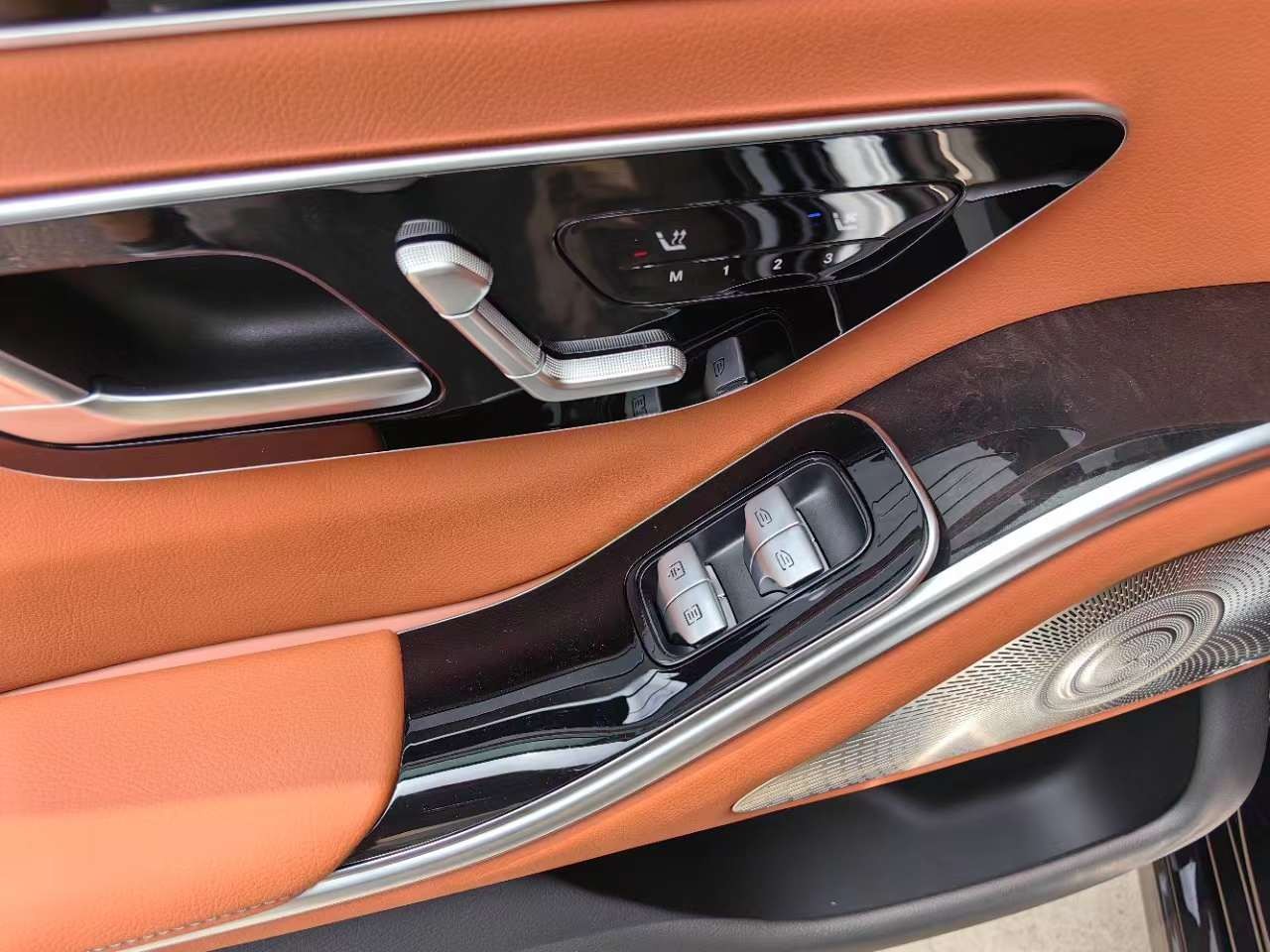 奔驰S级美版 2024款 S500 四驱 长轴