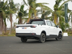 吉利雷達(dá)金剛圖片