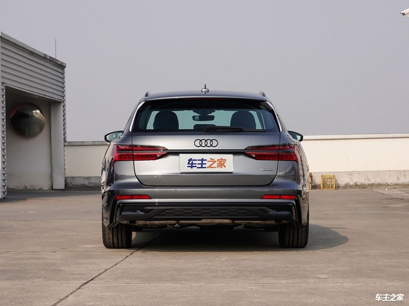 奥迪A6(进口) 2025款 Avant 先锋派 45 TFSI 臻选动感型