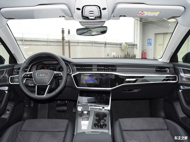 奥迪A6(进口) 2025款 Avant 先锋派 45 TFSI 臻选动感型