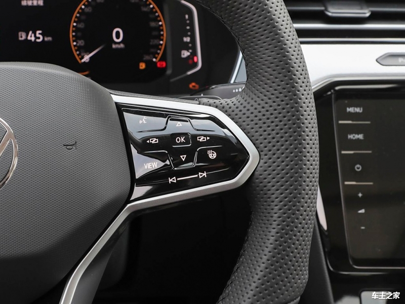 迈腾 2025款 改款 众享款 330TSI DSG豪华型