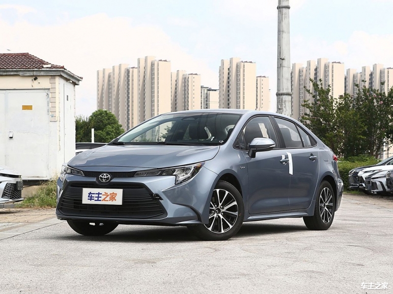 雷凌 2024款 智能电混双擎 1.8L 领先版