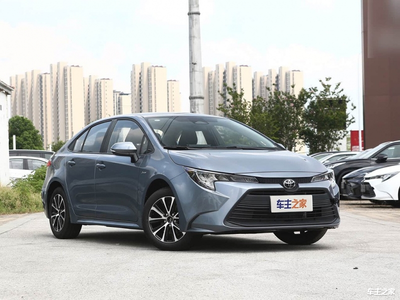 雷凌 2024款 智能电混双擎 1.8L 领先版