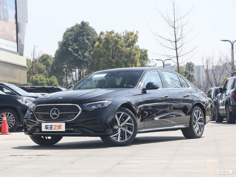 奔驰E级 2025款 改款 E 300 L 时尚运动型