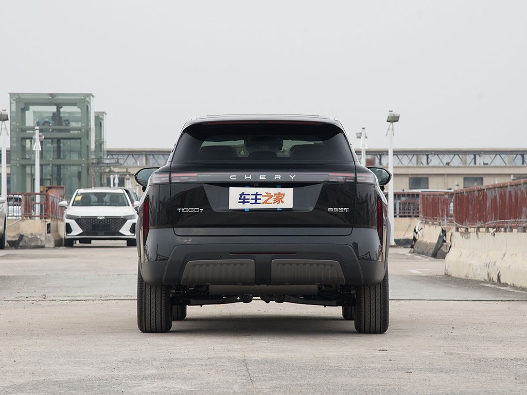 瑞虎7 2025款 高能版 1.6T 御两驱版