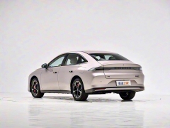 日產(chǎn)N6圖片