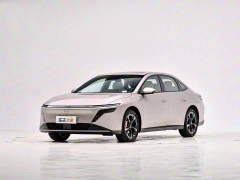 日產(chǎn)N6圖片