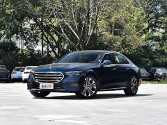 奔馳E級(jí)詳解