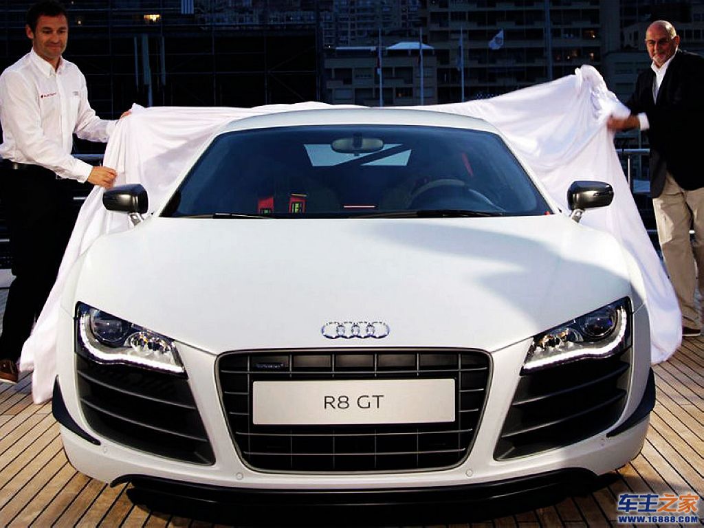 奥迪r8